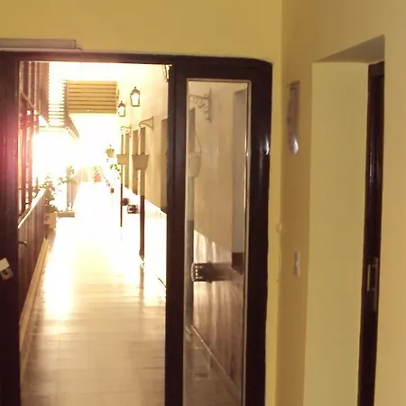 Hotel Aries Palermo-3